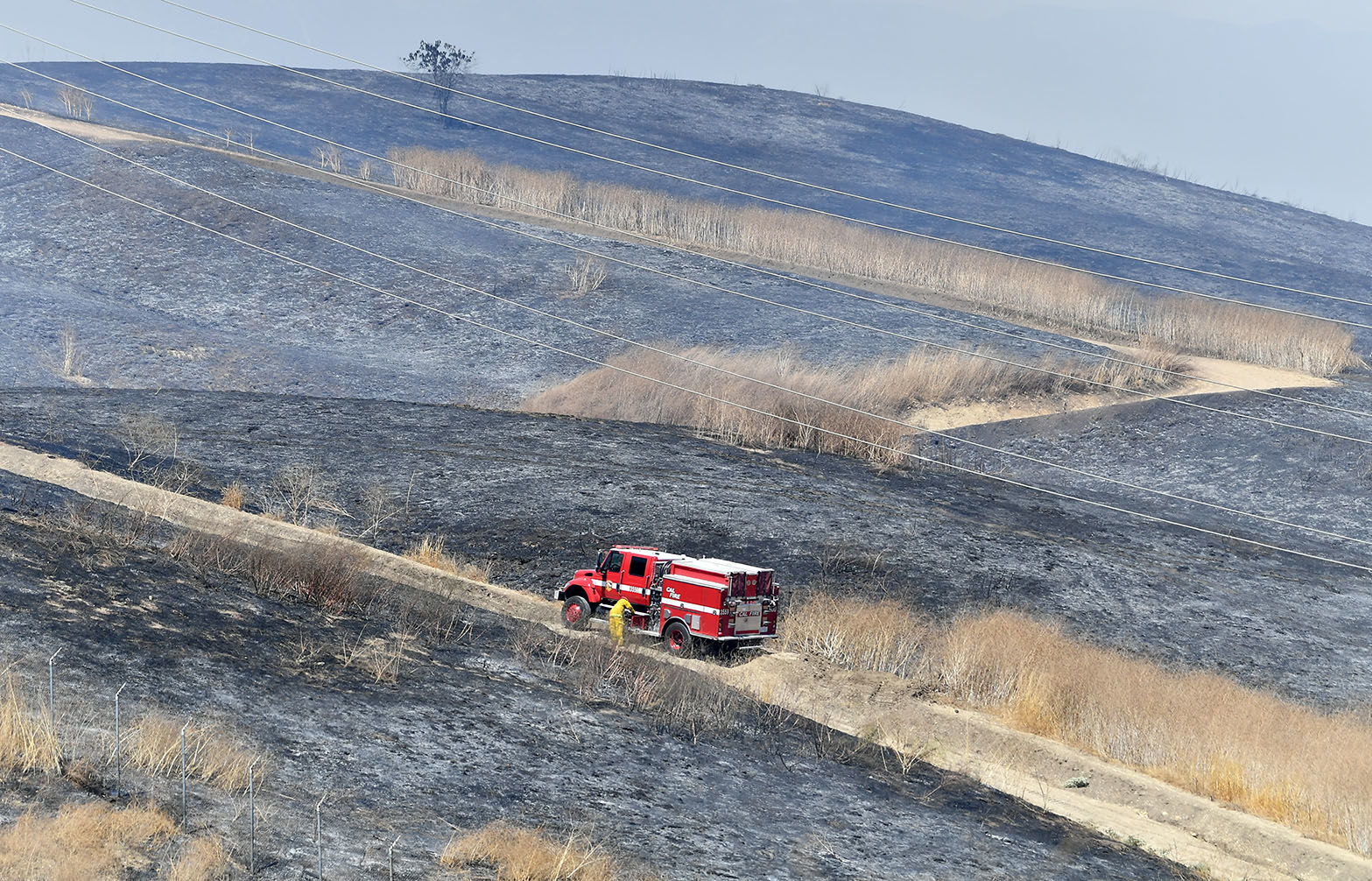 Brush fire burns 110 acres in Chino Hills; road closures in place